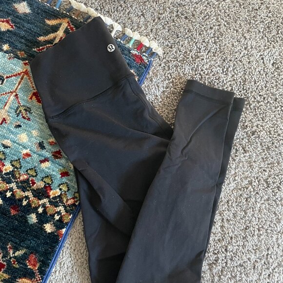lululemon athletica Pants - Lululemon Wunder Under Leggings